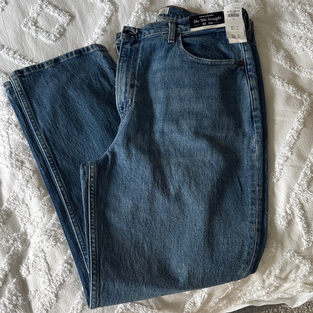 Abercrombie & Fitch Curve Love 90’s Straight Jeans